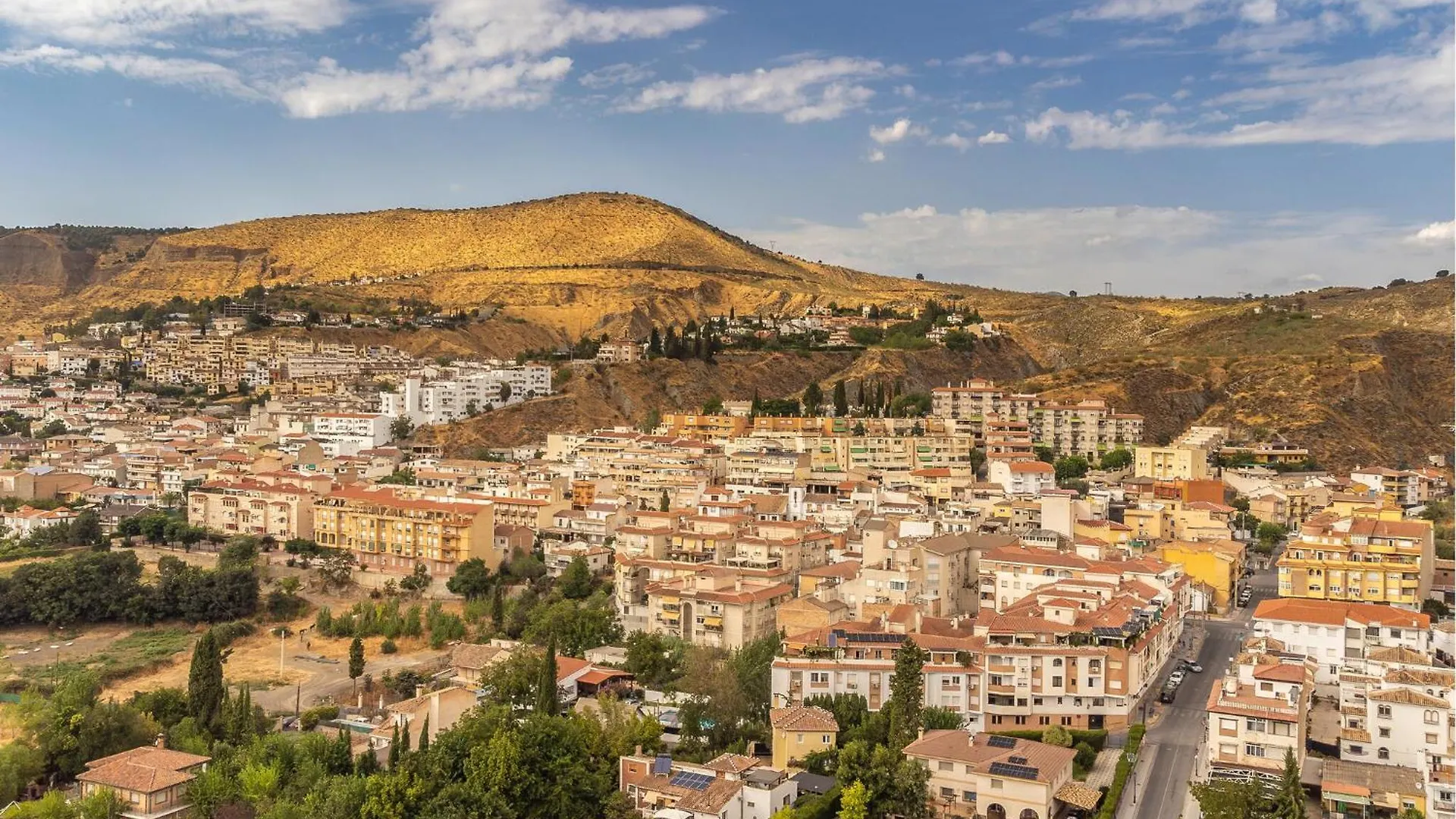 Nice Apartment In Cenes De La Vega With Wifi